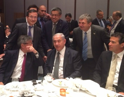 イスラエル大使館主催の「ネタニヤフ首相との昼食会」